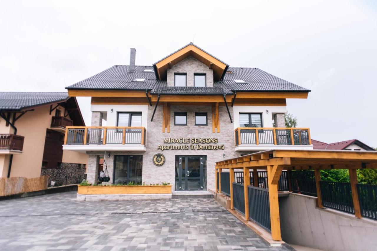 Miracle Seasons Aparthotel Liptovský Mikuláš Exterior foto