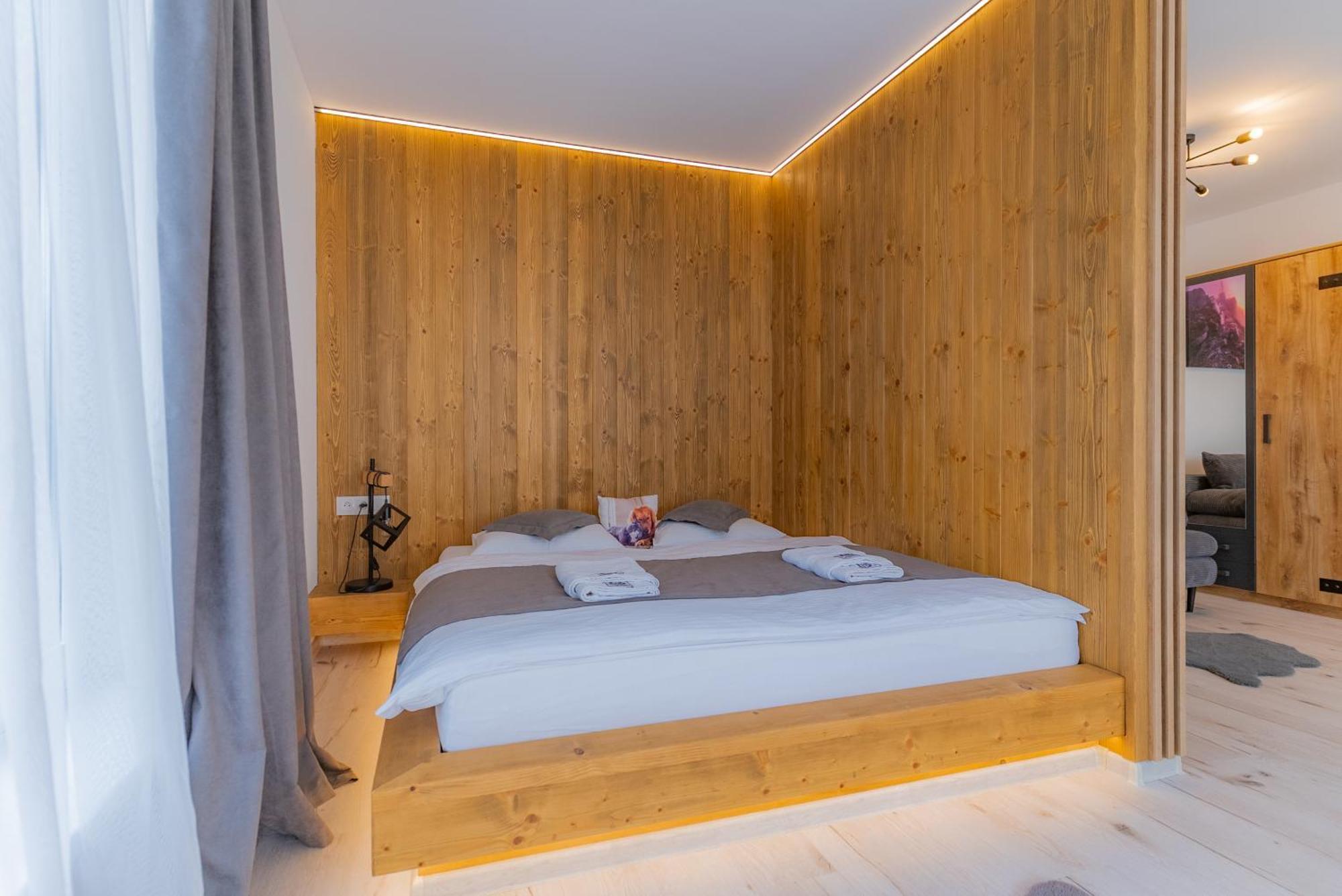 Miracle Seasons Aparthotel Liptovský Mikuláš Cameră foto